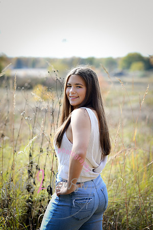 Rylie [senior photos] 212