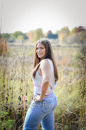 Rylie [senior photos] 214