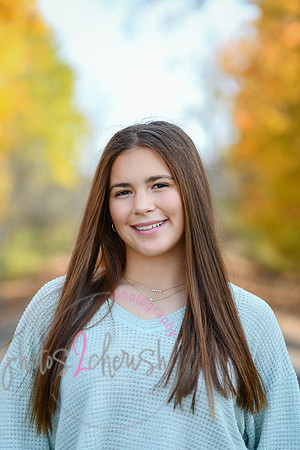 Rylie [senior photos] 255