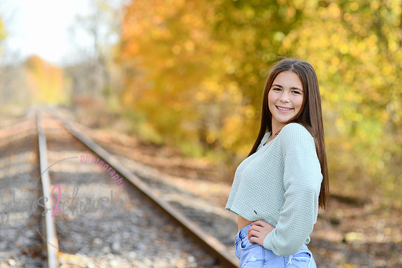 Rylie [senior photos] 286