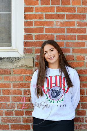 Rylie [senior photos] 299