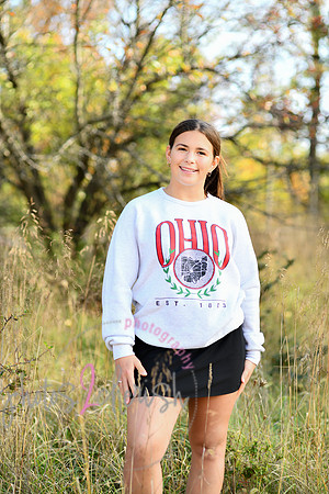 Rylie [senior photos] 315