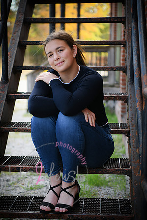 Rylie [senior photos] 363