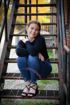 Rylie [senior photos] 364