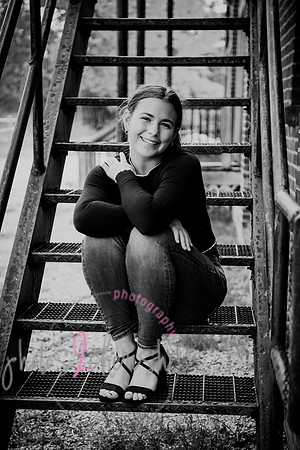 Rylie [senior photos] 365
