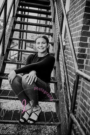 Rylie [senior photos] 377