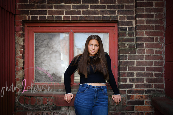 Rylie [senior photos] 414