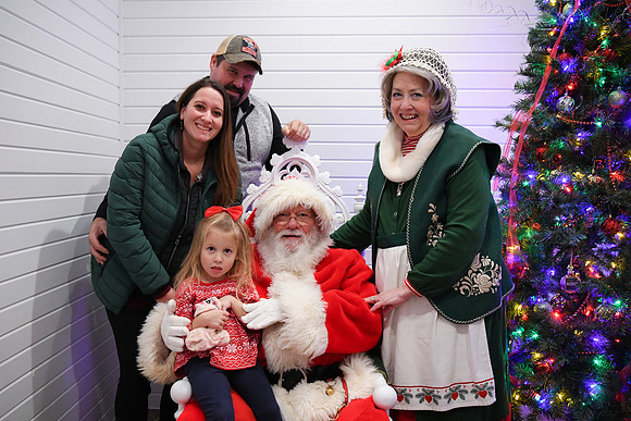 CLW Santa Photos [Family] 04