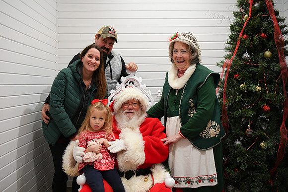 CLW Santa Photos [Family] 06