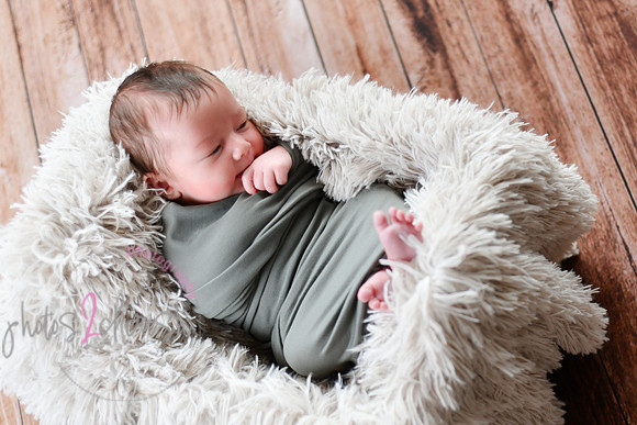 Anthony [newborn] 013