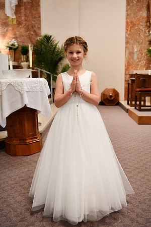 Isabel [First Communion] 114