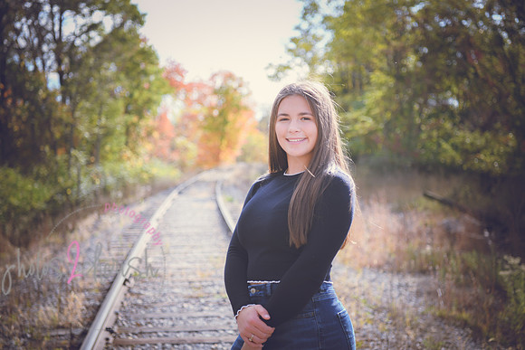 Rylie [senior photos] 438