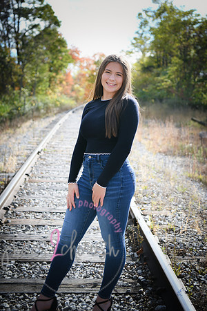 Rylie [senior photos] 455