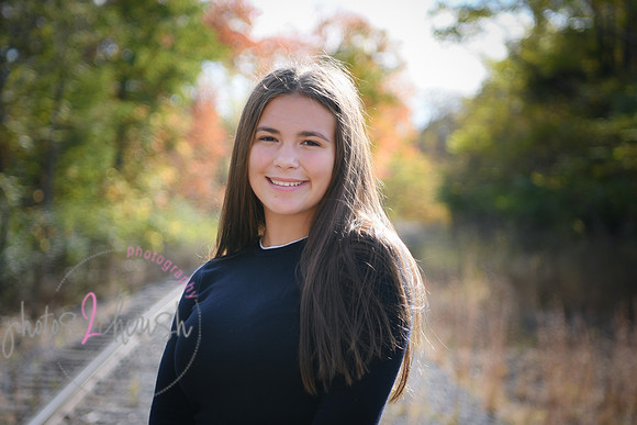 Rylie [senior photos] 470