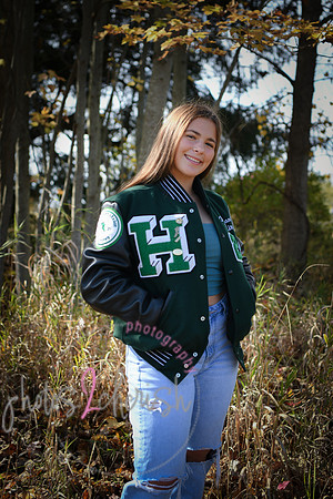 Rylie [senior photos] 490