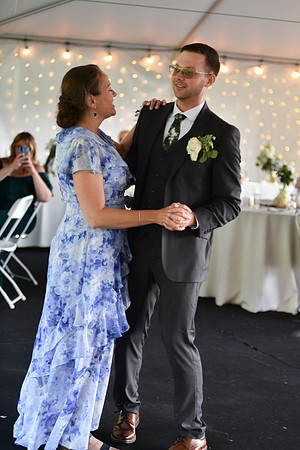 Carter & Marlah Reception [Mother Son Dance] 055