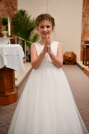 Isabel [First Communion] 115