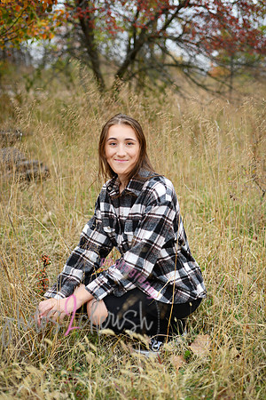 Carmella [MHS Class of 2025] proofs 016