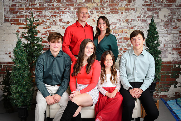 December Family Cover 007