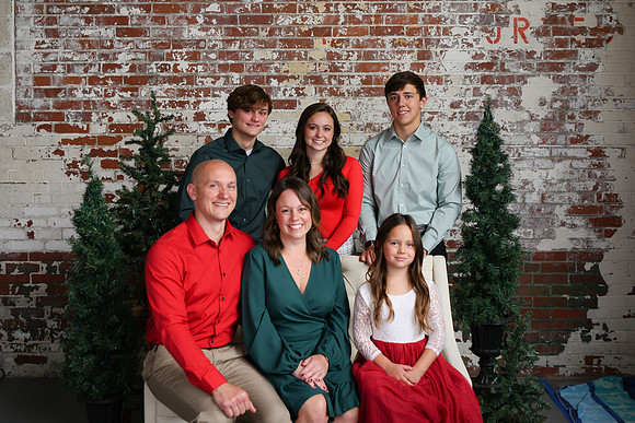 December Family Cover 015
