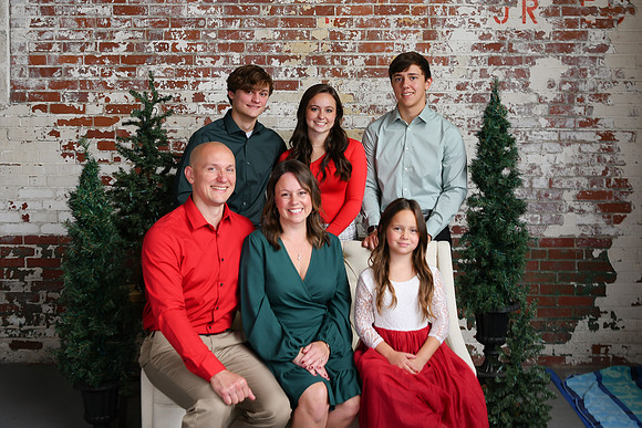 December Family Cover 016
