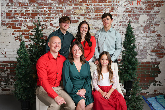 December Family Cover 018
