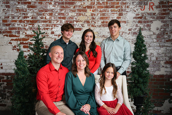 December Family Cover 020