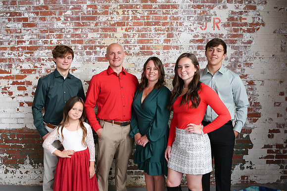 December Family Cover 028
