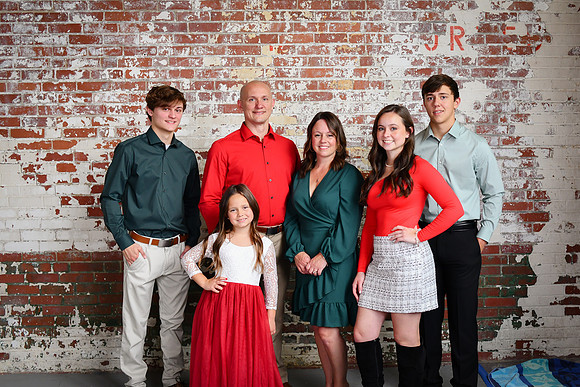 December Family Cover 041