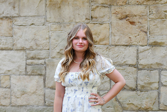 Gwen Class of 2025 [all proofs] 010