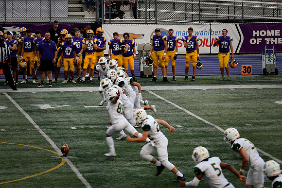 2022 game 2 [avon] 063