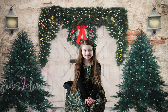 Holiday Mini  [Emma] 18