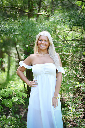 Katie [class of 2024] 022
