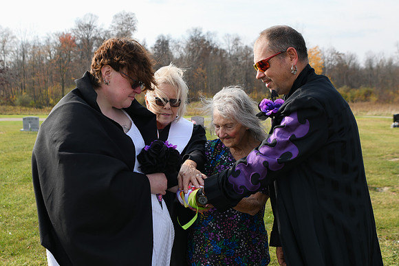Billie & Dale Vow Renewal 063
