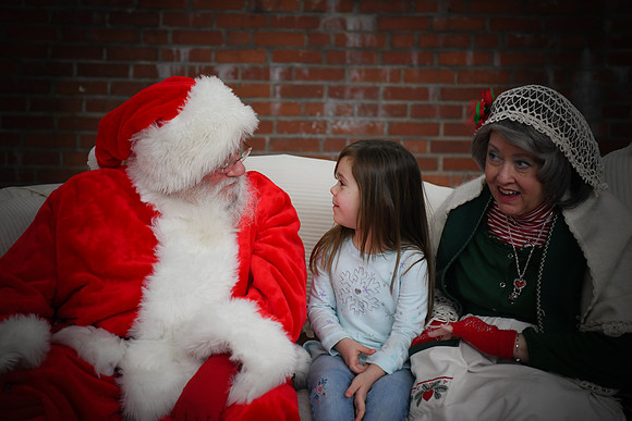 CGW Santa Photos [Amelia] 06