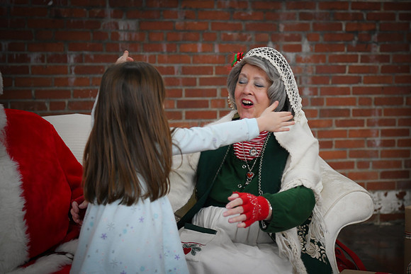 CGW Santa Photos [Amelia] 14