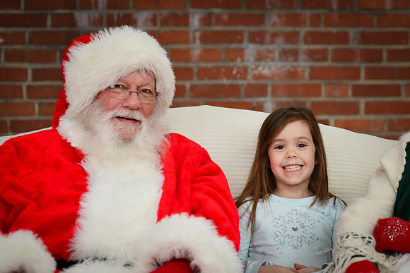 CGW Santa Photos [Amelia] 22