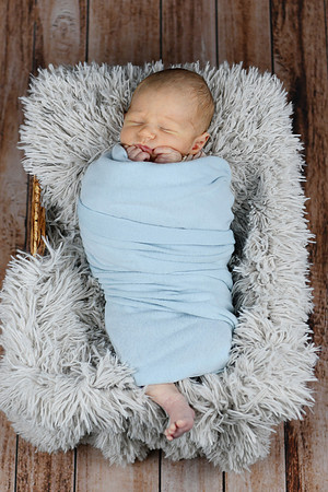 Noah Newborn 012