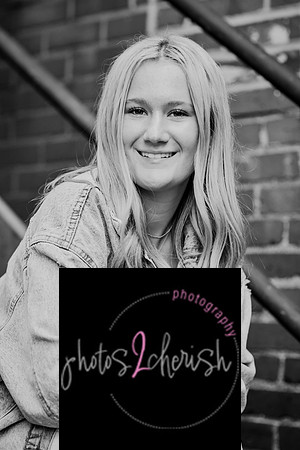 Olivia  [senior photos] 327