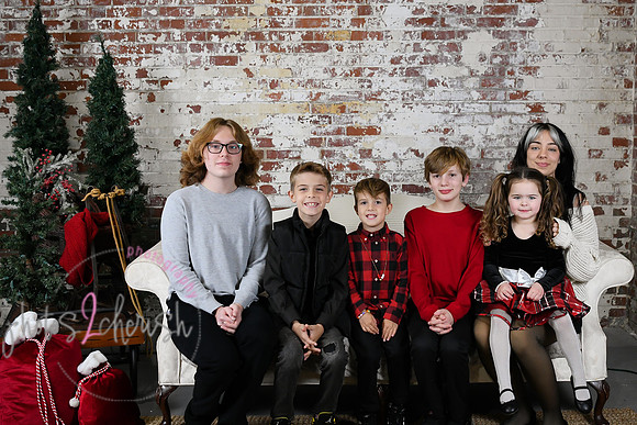 Holiday [all family] 01