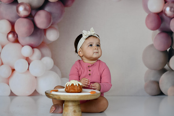 Flora [turns ONE] 190