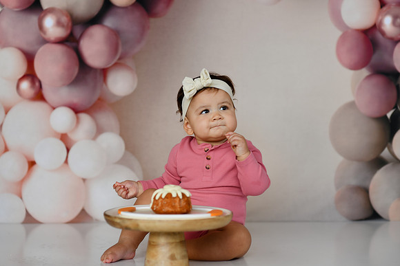 Flora [turns ONE] 202
