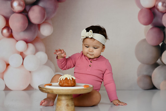Flora [turns ONE] 205