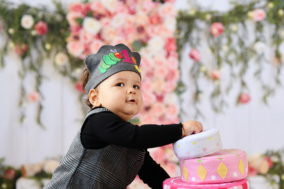 Flora [turns ONE] 102