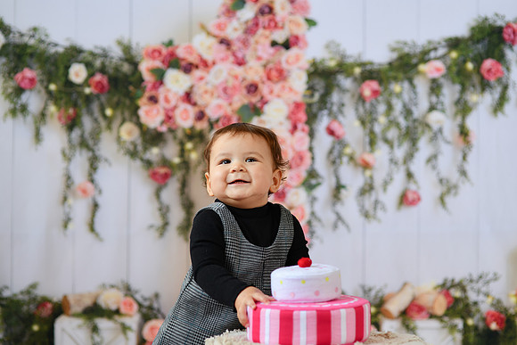 Flora [turns ONE] 123