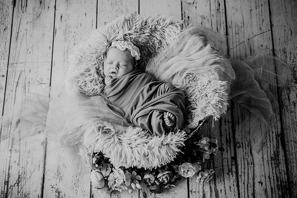 Delaney [newborn] 029