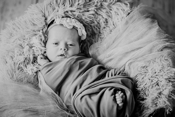 Delaney [newborn] 084