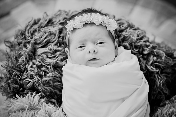 Delaney [newborn] 089