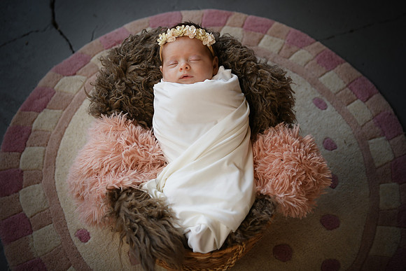Delaney [newborn] 098