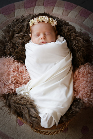 Delaney [newborn] 112